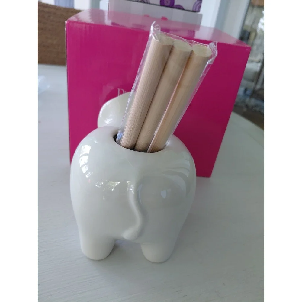 Pink Zebra Baby Lion Reed Diffuser Vase Just Add Soaks Brand New In Box